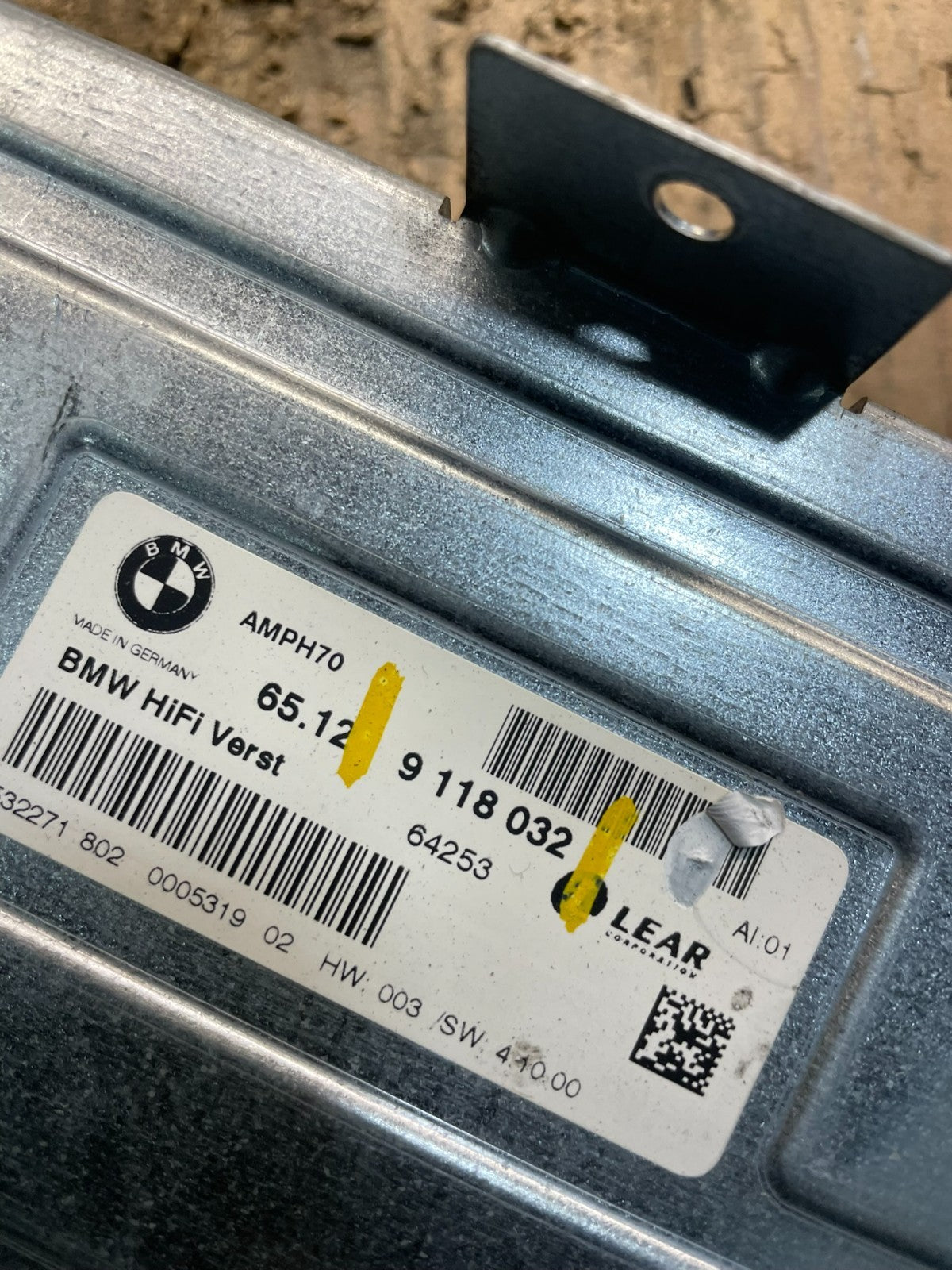 2007-2010 BMW X5 Top HiFi Lear Radio Audio Amplifier Amp OEM X4229 DG6