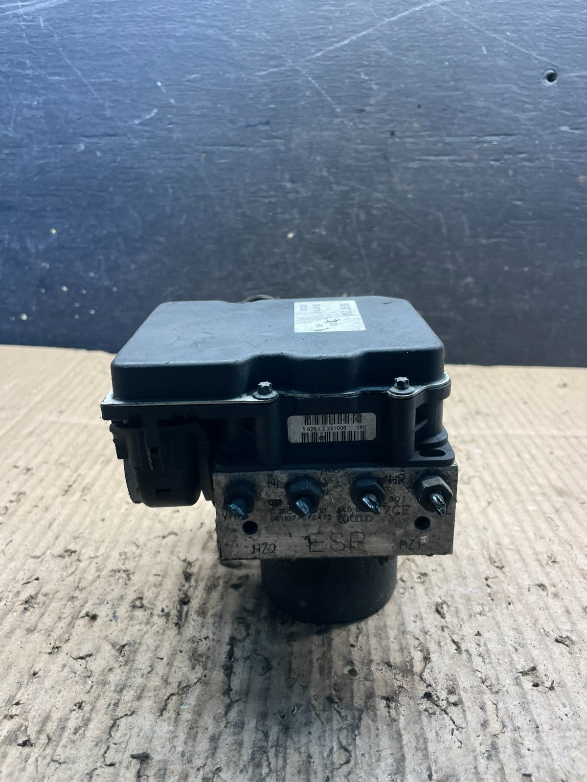 2009 to 2010 Audi A4 A5 ABS Anti-Lock Brake Pump 8k0907379af OEM S4461 DG0