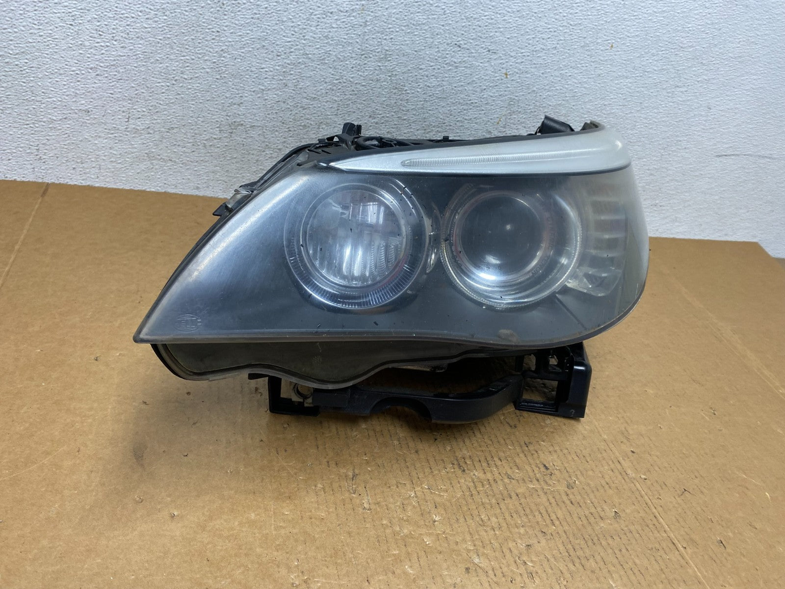 2008 to 2010 Bmw 5 Series 535I 550 Xenon Left Driver LH Headlight AE0560 DW2