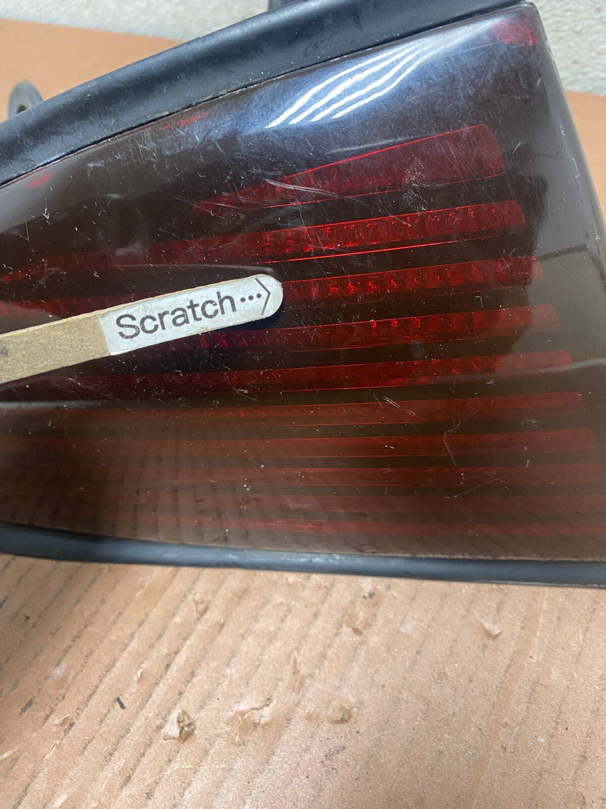 1995 to 2000 Oldsmobile Aurora Left Driver LH Side Tail Light M0188 DW3