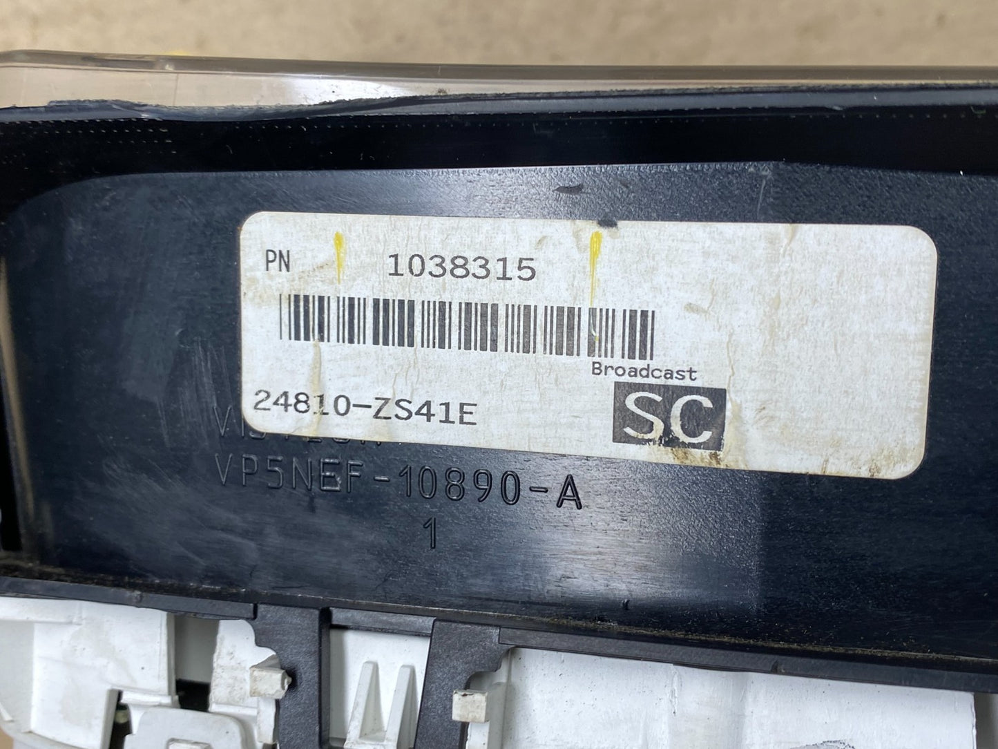 2007 Nissan Xterra Frontier Speedometer Cluster Gauge OEM X6045 DG6