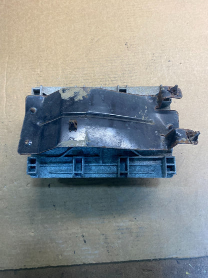 2005 Chrysler  Caravan  3.3L Engine Control Unit ECU P05187657AC AA0915 DG3