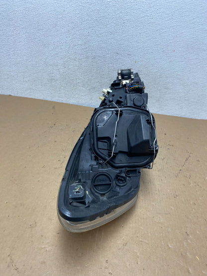 2011-2013 Volvo C30 Left Driver LH Side Halogen Headlight AD8068 DG10