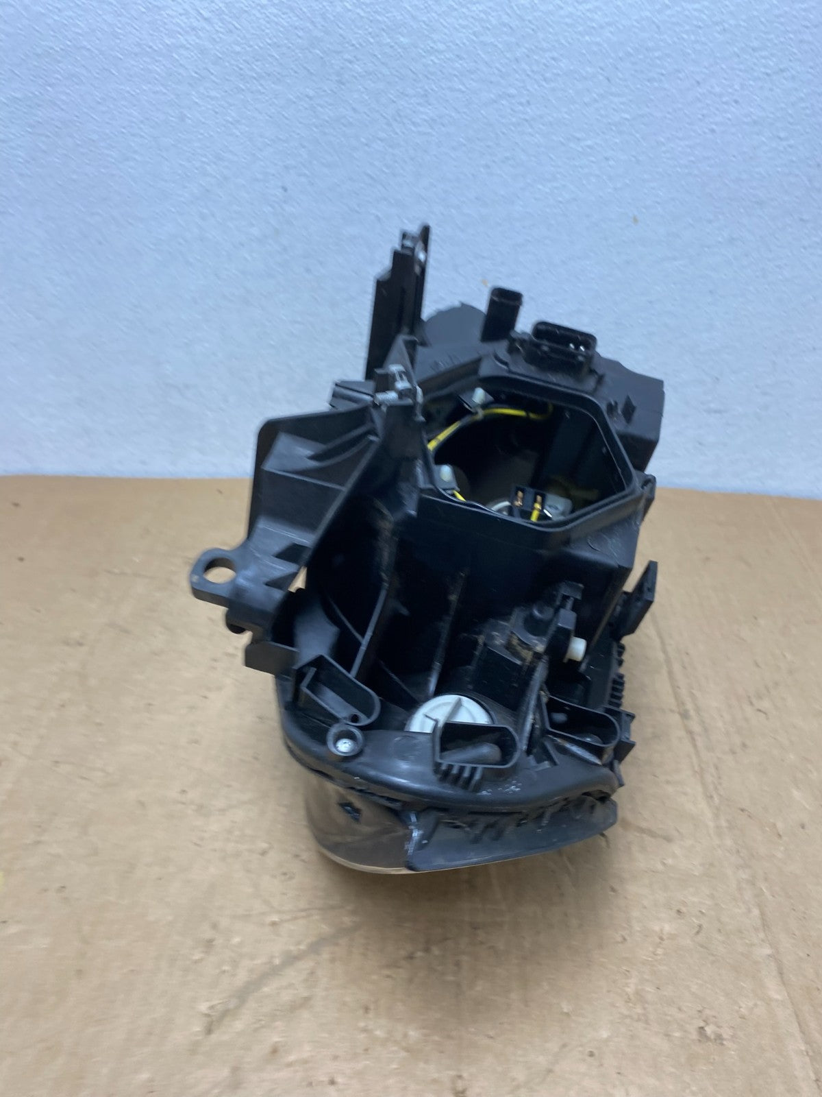 2004 to 2006 Bmw X3 Right Passenger Rh Halogen Headlight AD1273 DW8