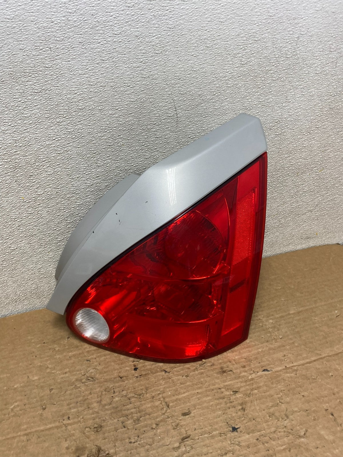 2004 2005 2006 2007 2008 Nissan Maxima Right Passenger Tail Light Oem Z3141 DW0