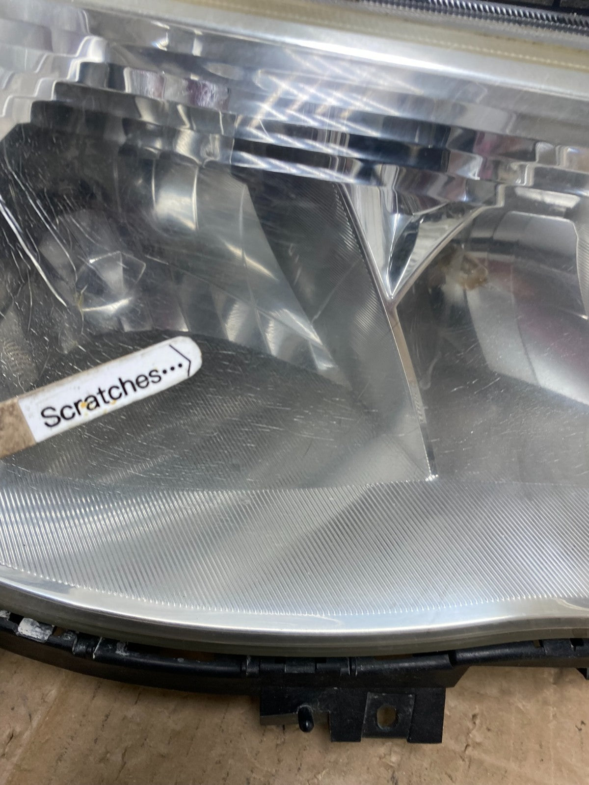 2009 - 2013 Subaru Forester Right Passenger Side Halogen Headlight OEM AB8180 DW3
