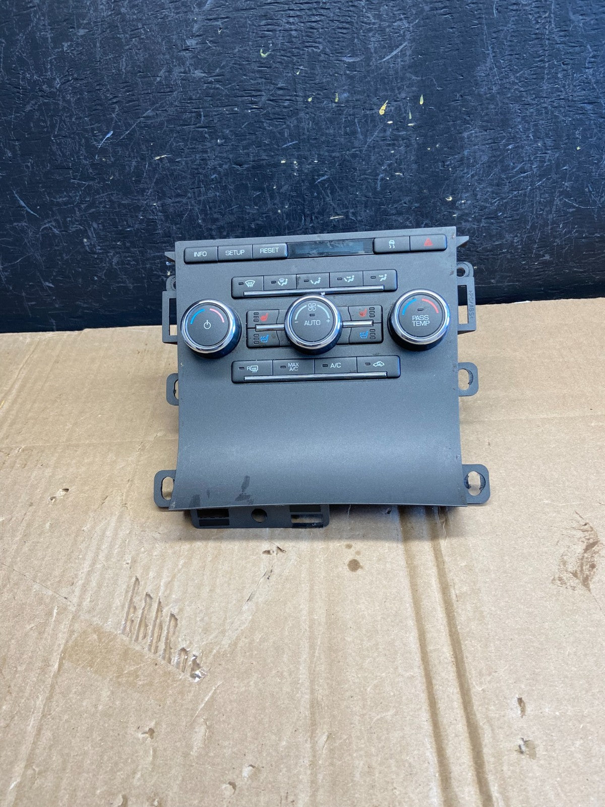 2010 2011 Lincoln MKS Hvac Heater A/C Climate Control ad7088 DG0