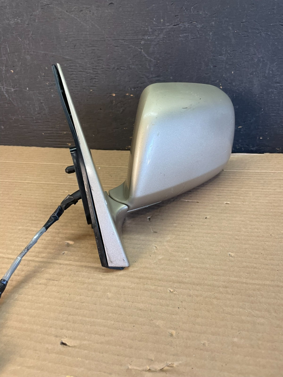 2001-2007 Toyota Highlander Left Driver LH Side View Door Mirror AE8632 DW1