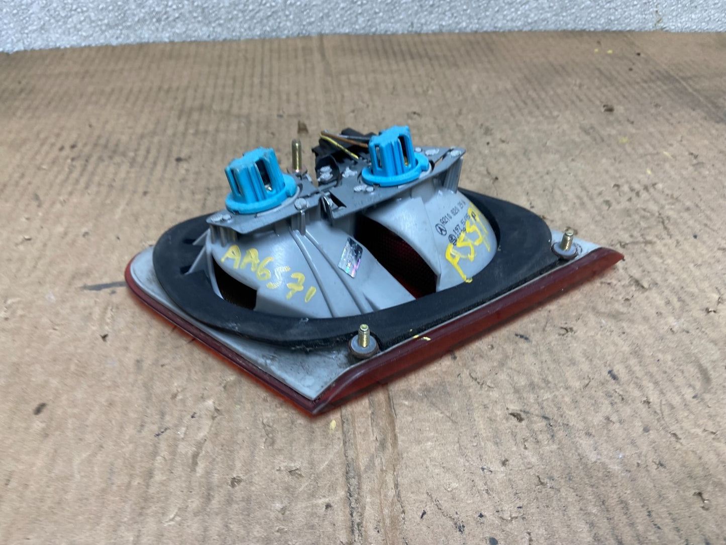 1996 - 1999 Mercedes-Benz E W210 E320 Left Driver Inner Tail Light OEM AA65715