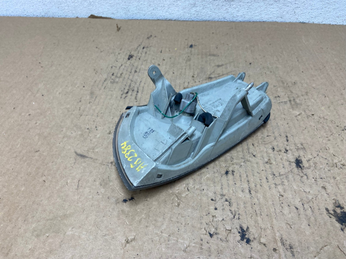 1992 to 1994 Toyota Camry Right Passenger RH Side Turn Signal AG2384 LK5
