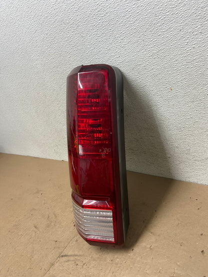 2007 - 2011 Dodge Nitro Left Driver Lh Side Tail Light AG5342 LK2