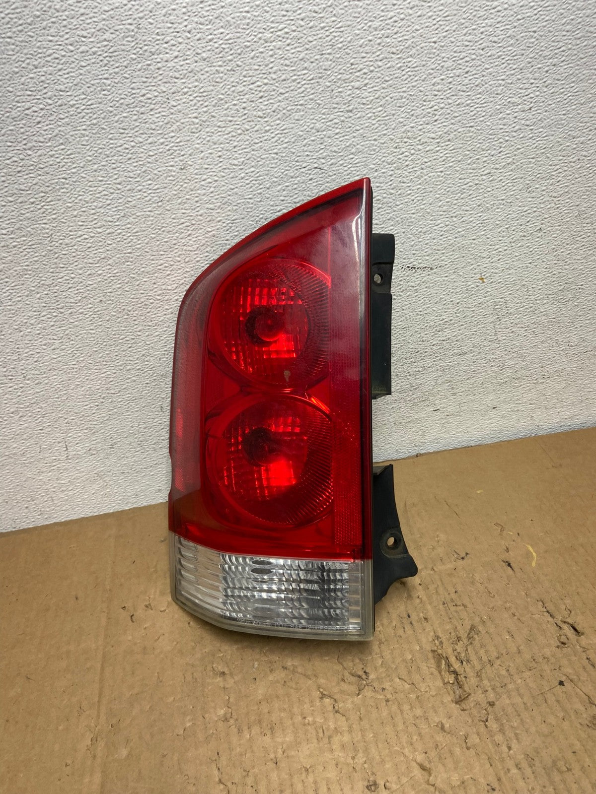 2005 to 2015 Nissan Armada Left Driver Lh Side Tail Light AD2381 LK0