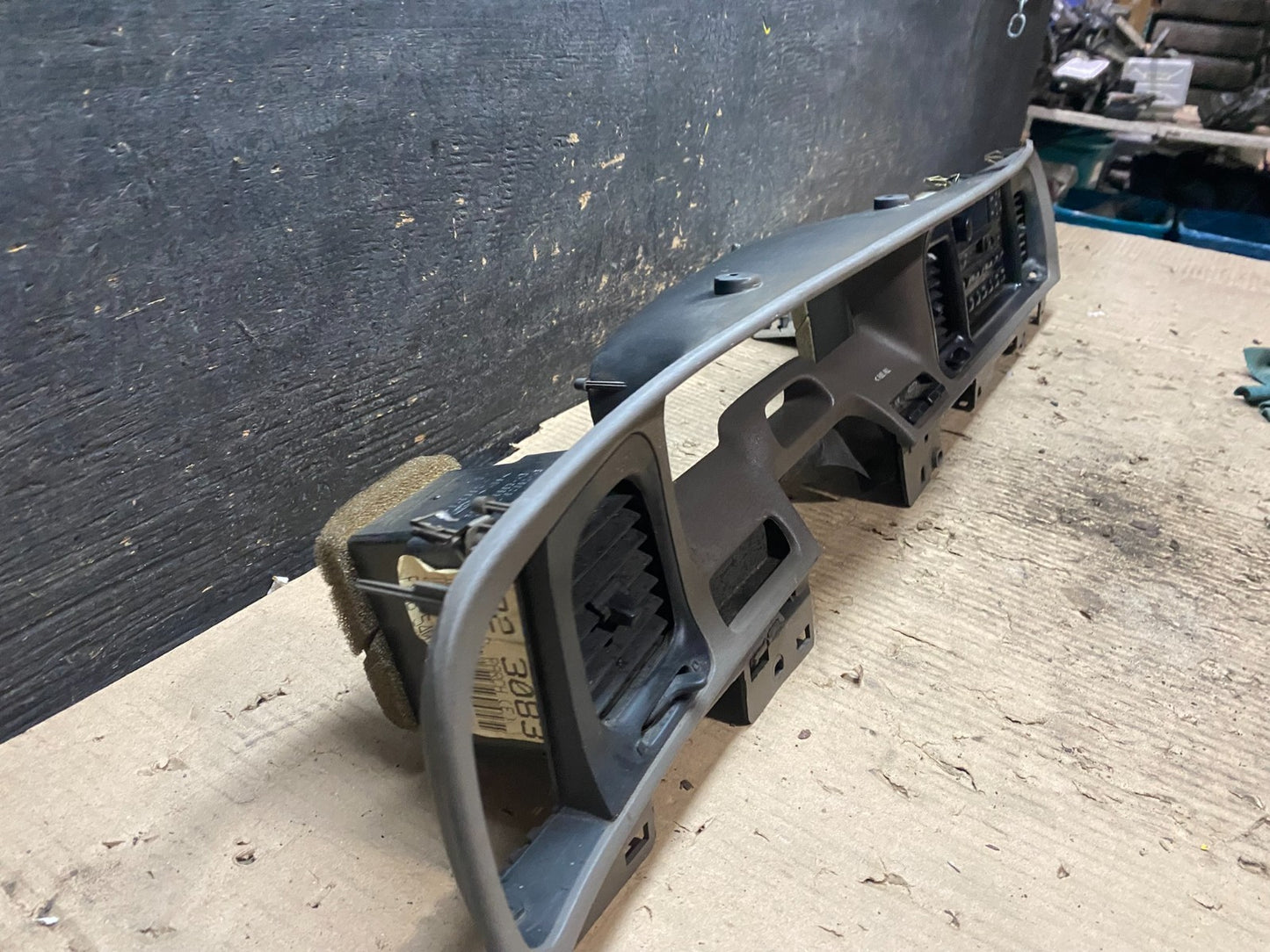 1999-2011 Crown Victoria Marquis Speedometer Radio Climate Bezel Trim V6868 DG2