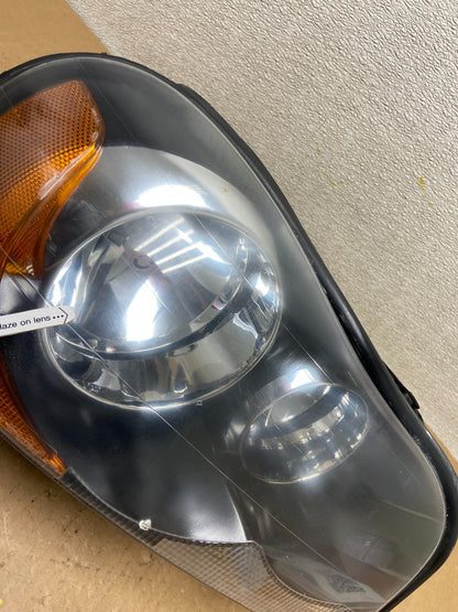 2003 to 2006 Volvo XC90 Right Passenger Rh Side Headlight Halogen Z6946 DW4