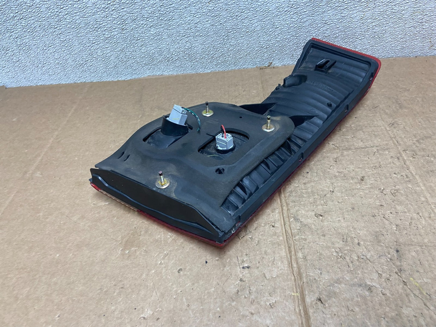 1998 to 2000 Honda Accord Right Passenger Side Inner Tail Light OEM AA2648 DW5