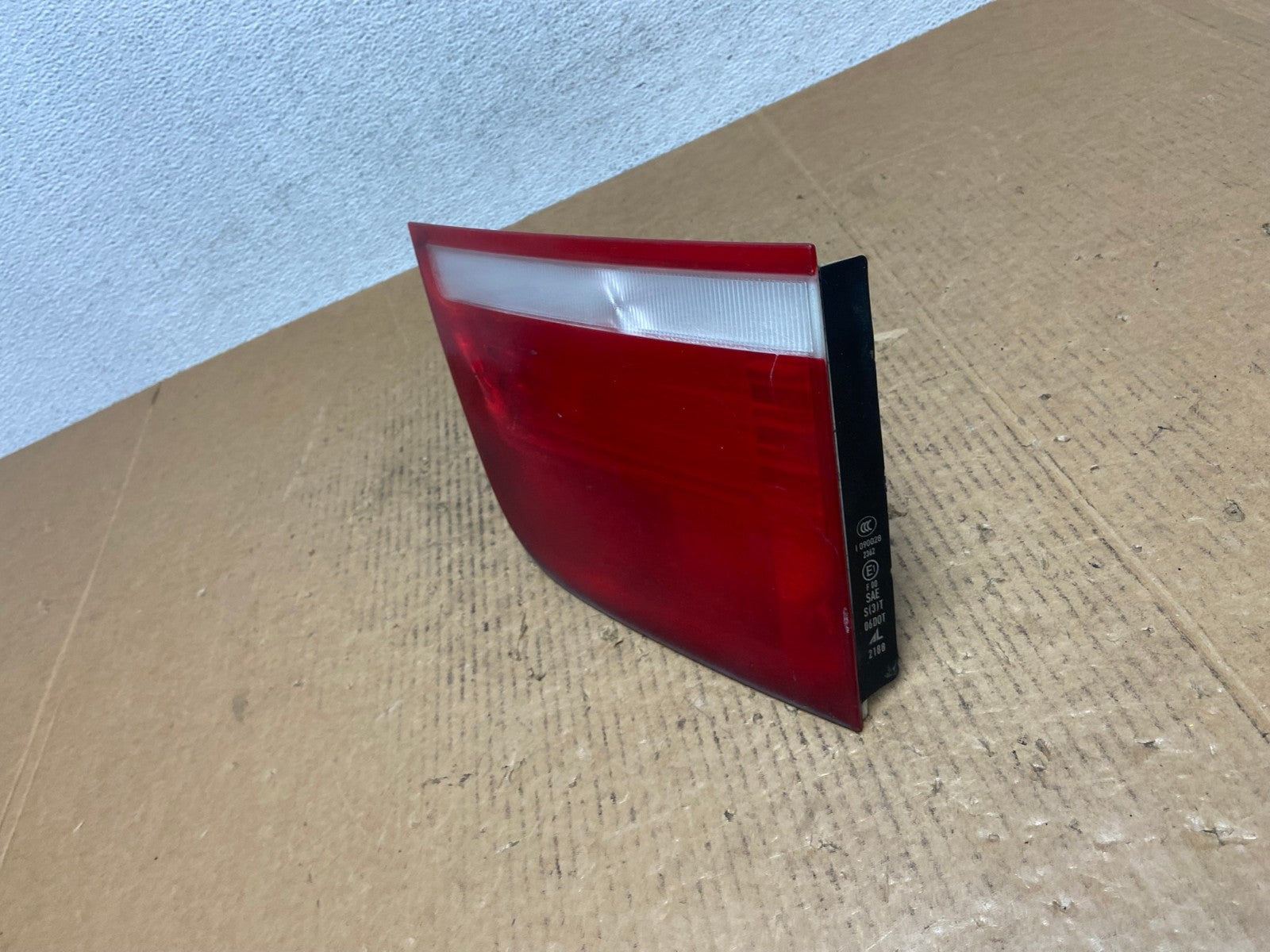 2007 to 2010 Bmw X5 E70 Right Passenger Rh Side Inner Tail Light AE0227 LK1