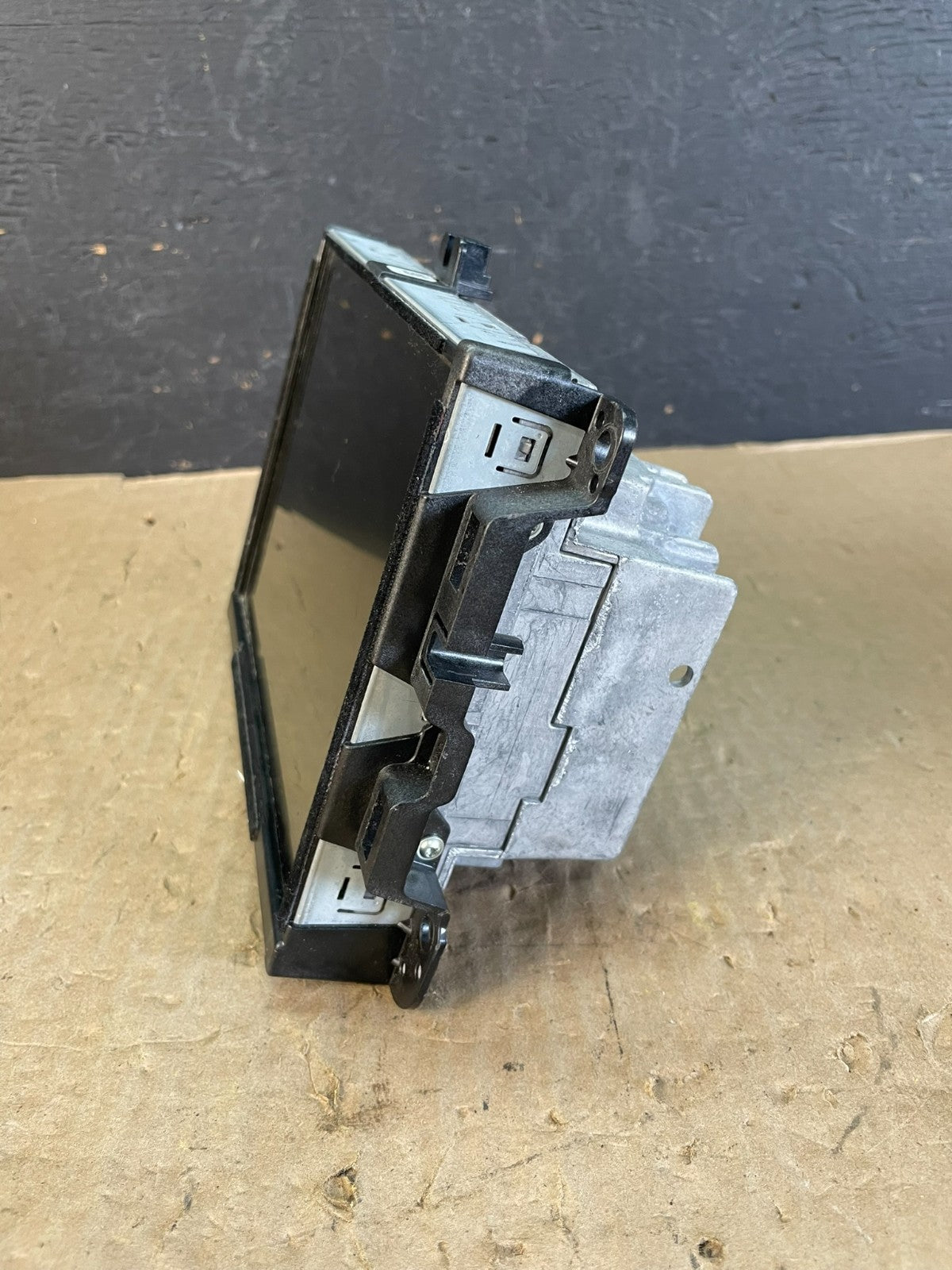 2014 to 2017 Jeep Cherokee Media Satellite Radio Screen Display AD5928 DG2