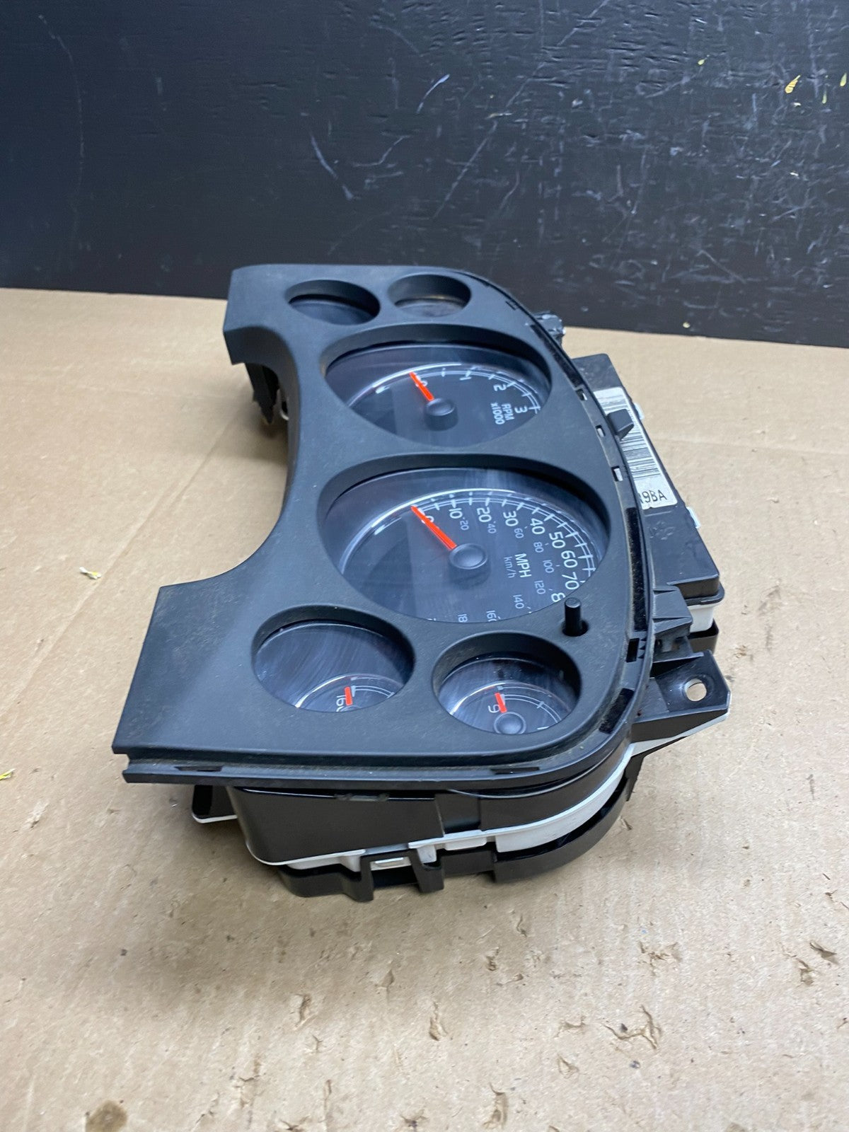 2007 to 2013 Chevrolet Silverado Suburban Cluster Gauge Speedometer AB94862