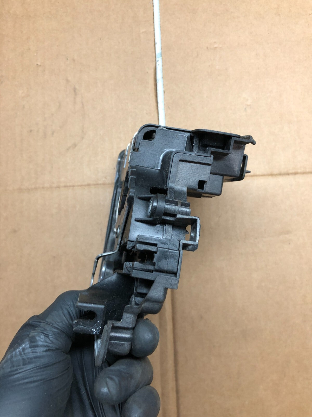 2017 to 2023 BMW 5-Series Front Right Side Door Lock D2902 OEM3