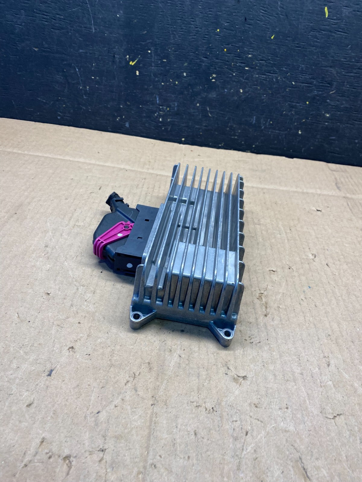 2008 to 2012 Audi A4 Radio Stereo Amplifier Amp OEM P9255 DG3