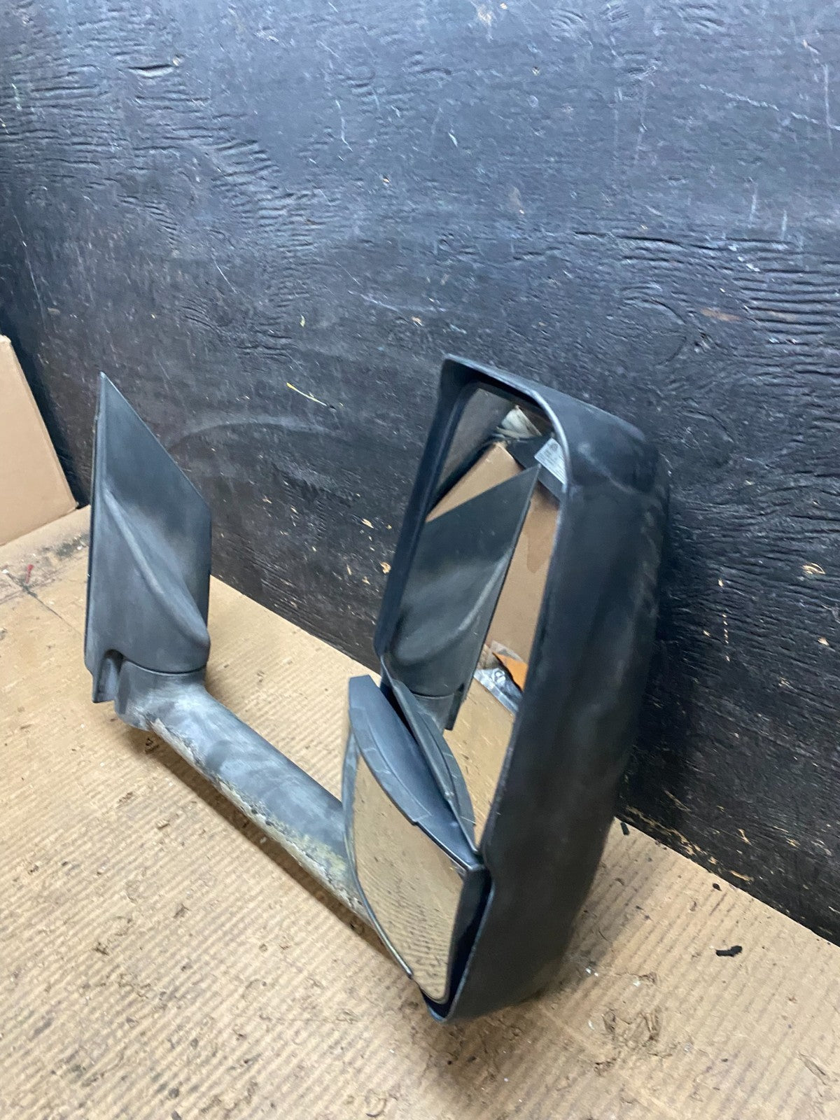 2003 to 2017 Chevrolet Express Savana Right Passenger Side View Mirror T9738 DG10