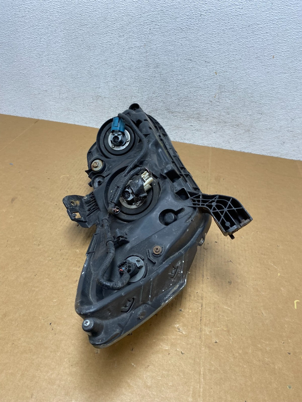 2012 Honda Civic Left Driver LH Headlight Halogen AD9335 DW10