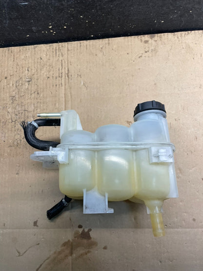 2020-2023 Ford Explorer Radiator Coolant Recovery Bootle Tank  W7080 DG2
