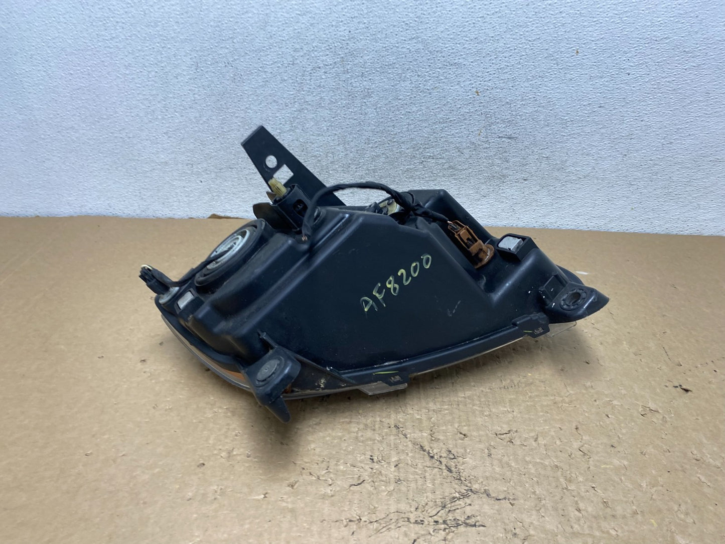 2011 to 2013 Jeep Grand Cherokee Halogen Left Driver Lh Headlight AF8200 DW7