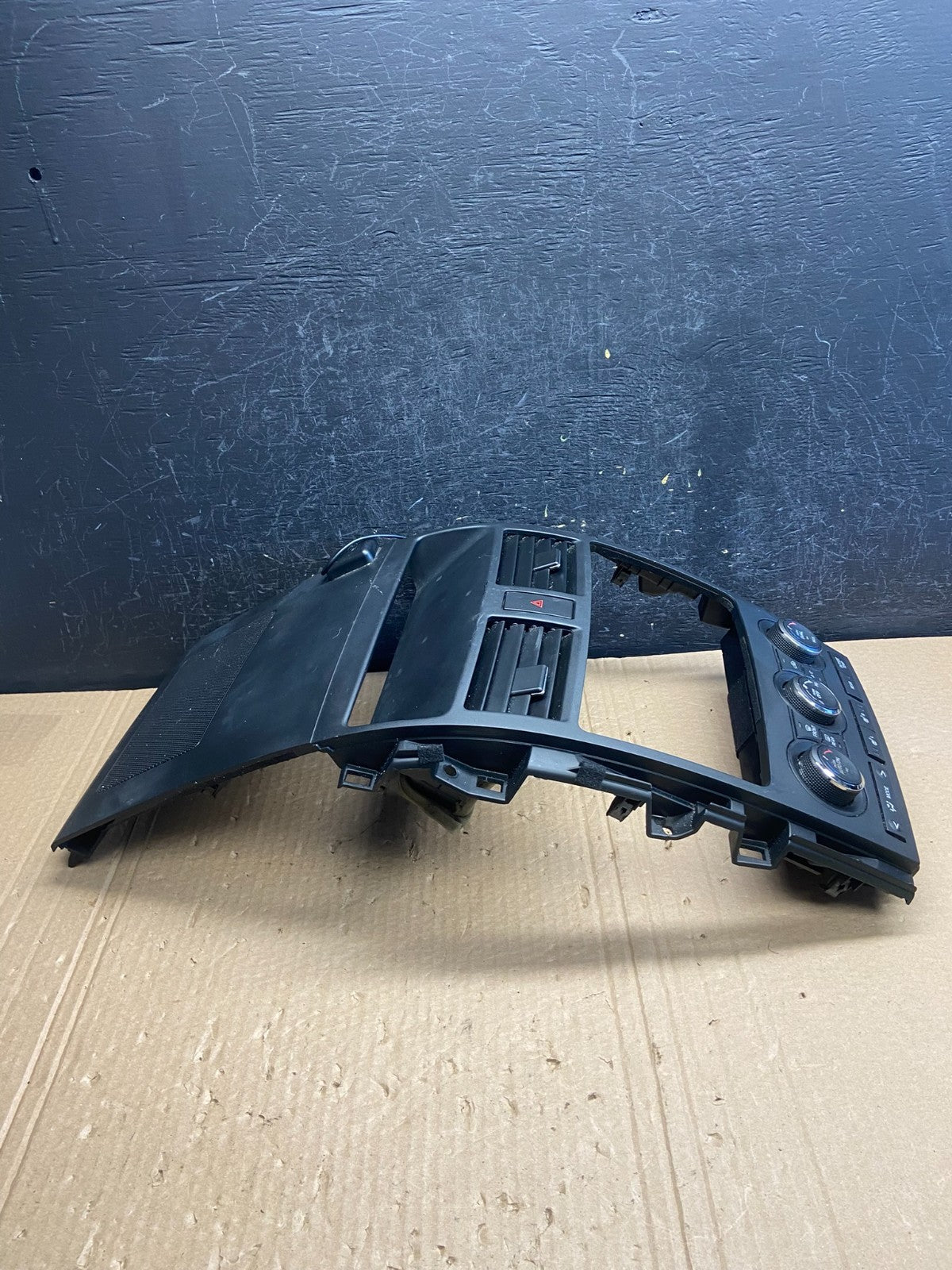 2010 - 2015 Mazda CX-9 Radio Dash Trim Bezel W/Vent AC Climate Control AF6275 DG4