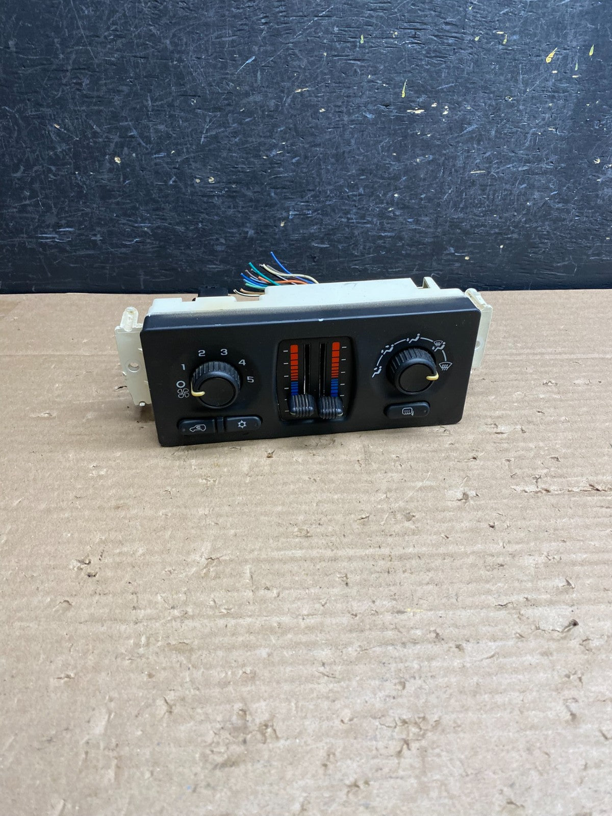 2003 to 2006 Chevrolet Silverado HVAC Heater Climate Control Module AG6477 DG0