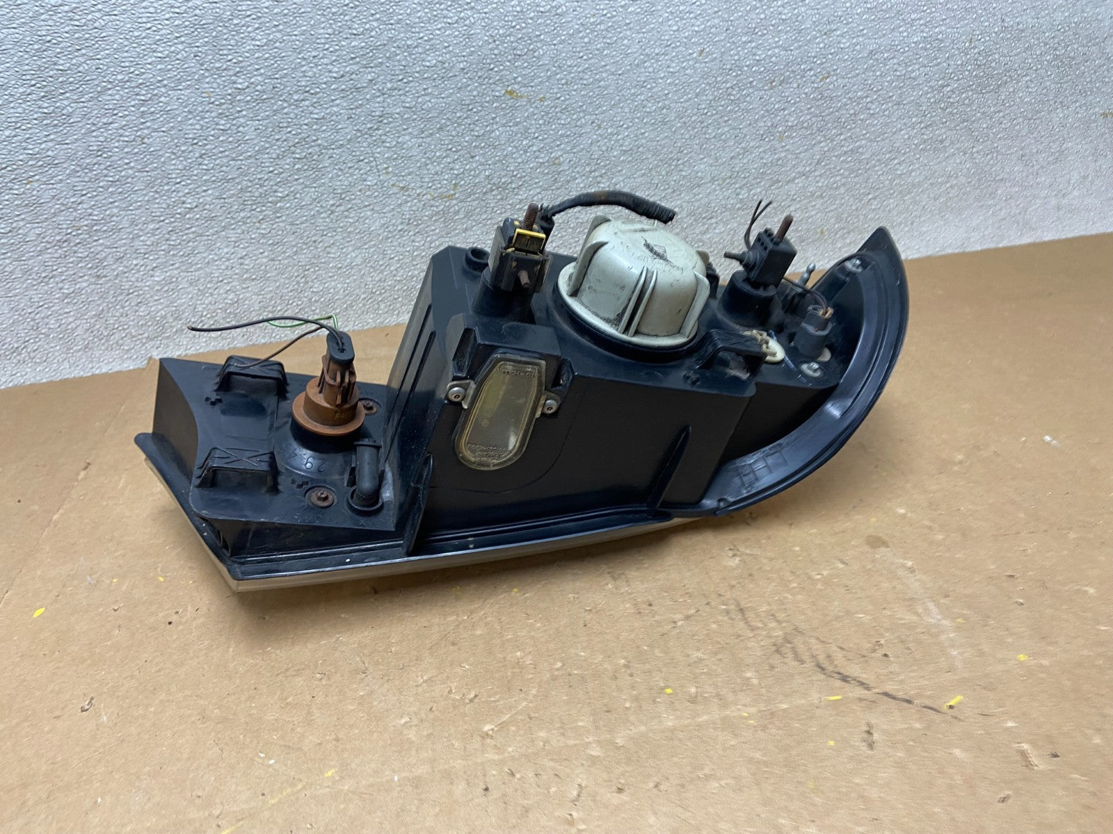 1998 to 2002 Lincoln Navigator Left Driver Lh Halogen Headlight OEM Z7002 DW5