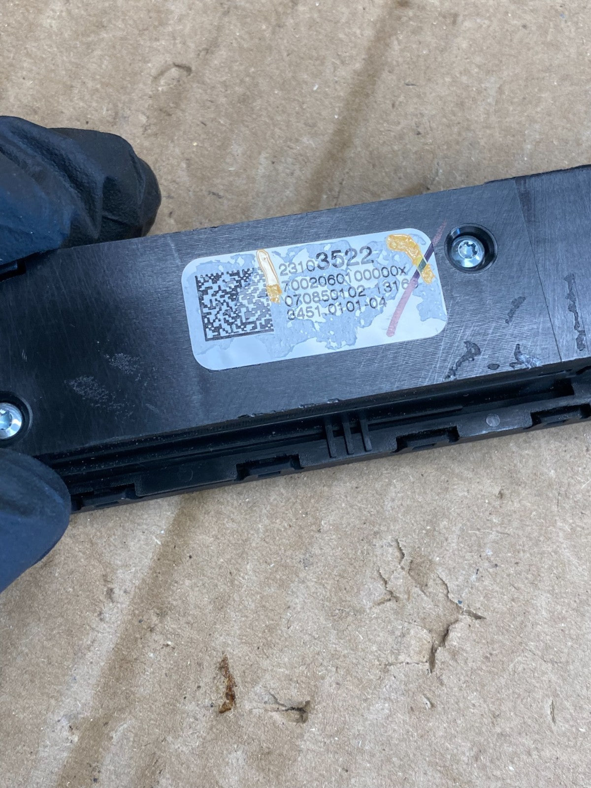 2013 - 2017 Buick Enclave Center Dash Hazard Waring Multi Switch AC9362 DG5