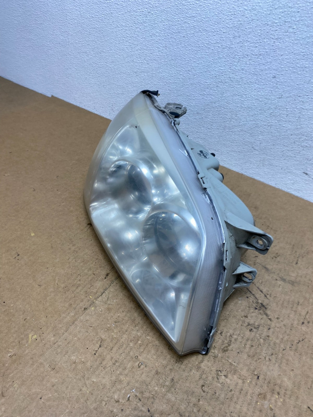 2004 2005 Hyundai XG350 XG Right Passenger RH Headlight Halogen AC3612 DW1