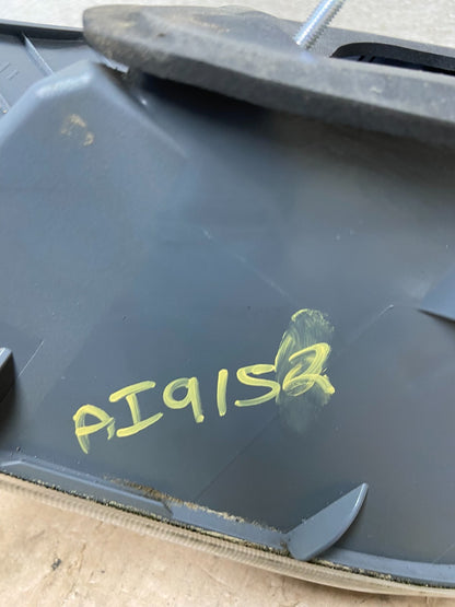 2011 - 2015 Hyundai Sonata Hybrid Left Driver LH Tail Light AI9152 LK7