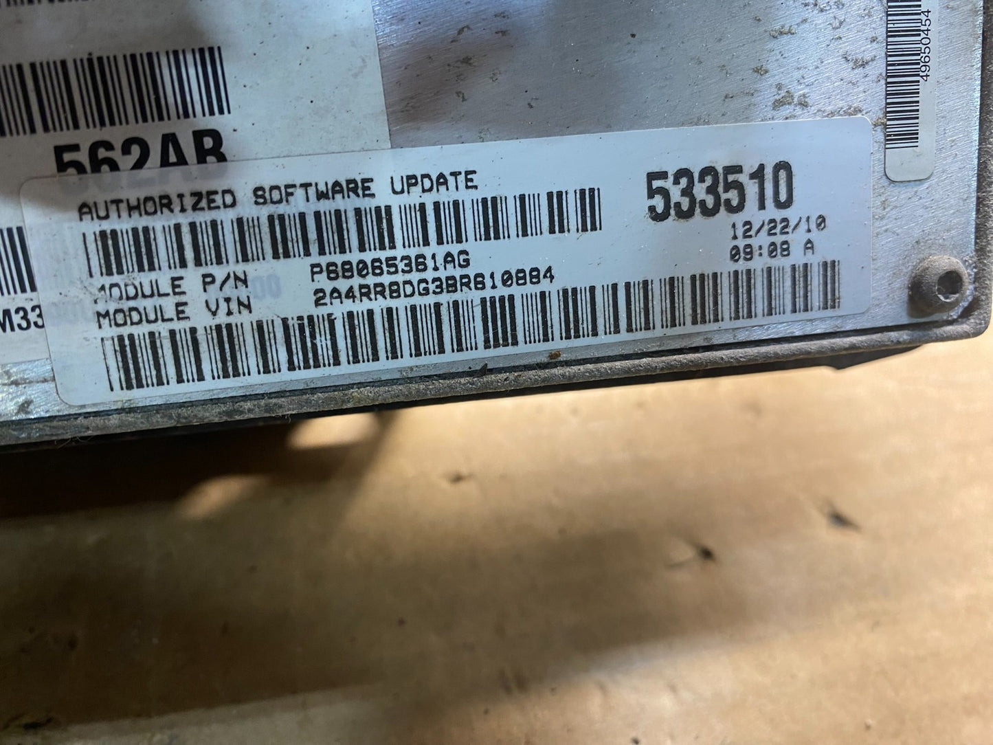 2011 Dodge Grand Caravan Town & Country ECU Engine Computer AD9810 DG2