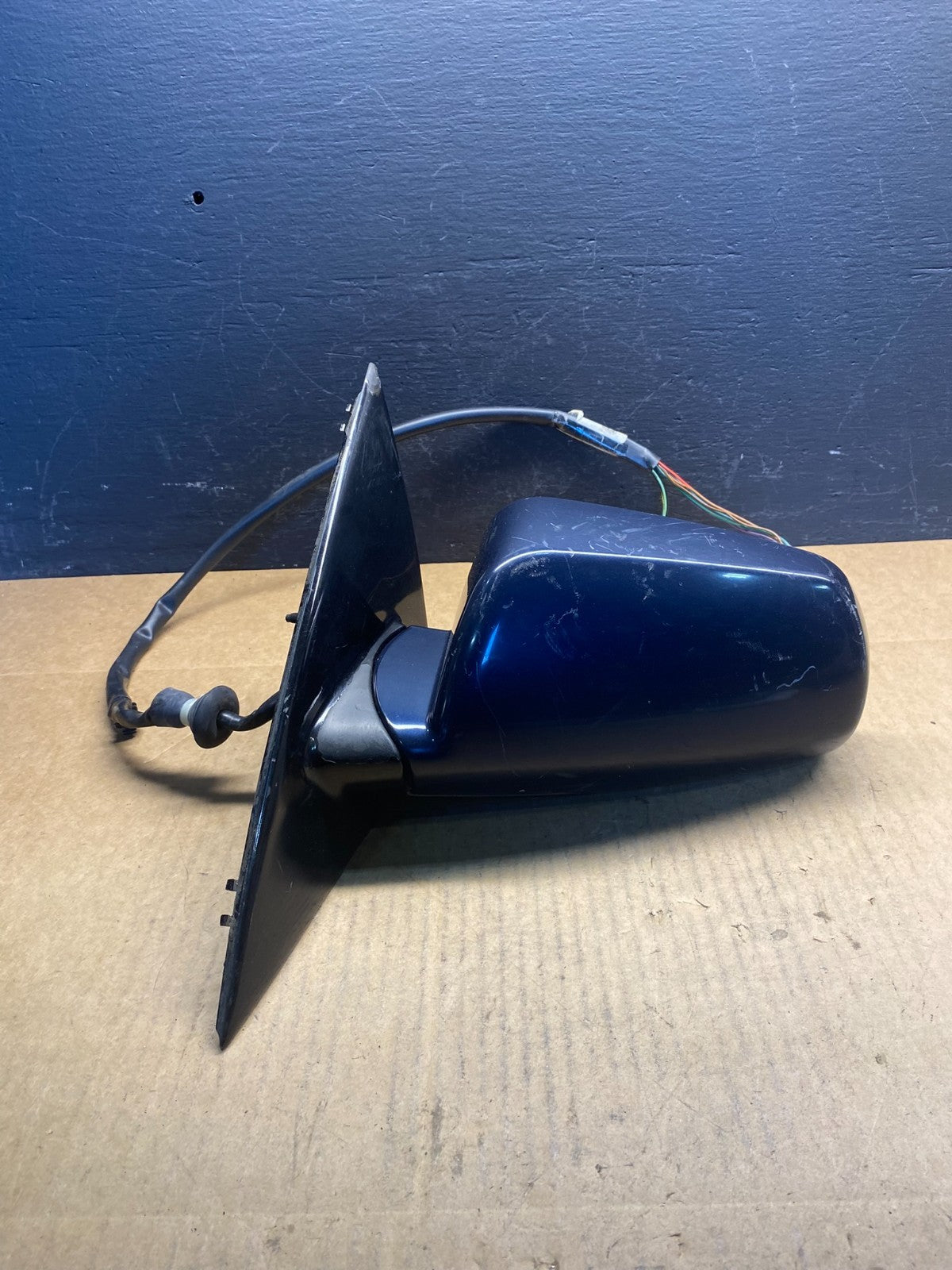 2005 to 2011 Cadillac STS Left Driver LH View Door Mirror AC2814 DW0