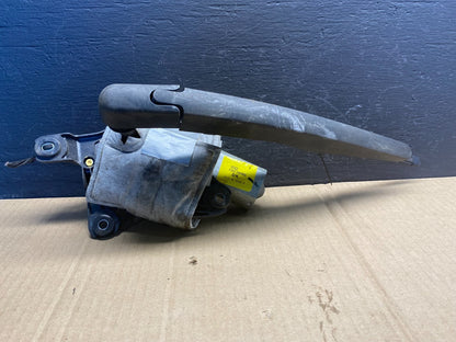 2011 to 2019 Ford Explorer Rear Windshield Wiper Motor OEM AC0864 DG0