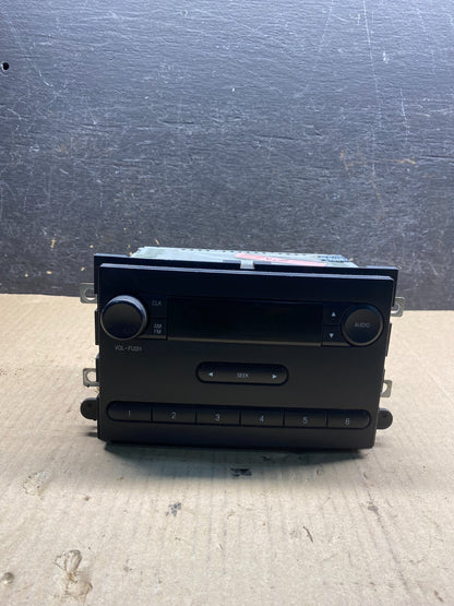 2013-2014 Ford E150 E250 E350 AM FM Radio Stereo Receiver AI5120 DG0
