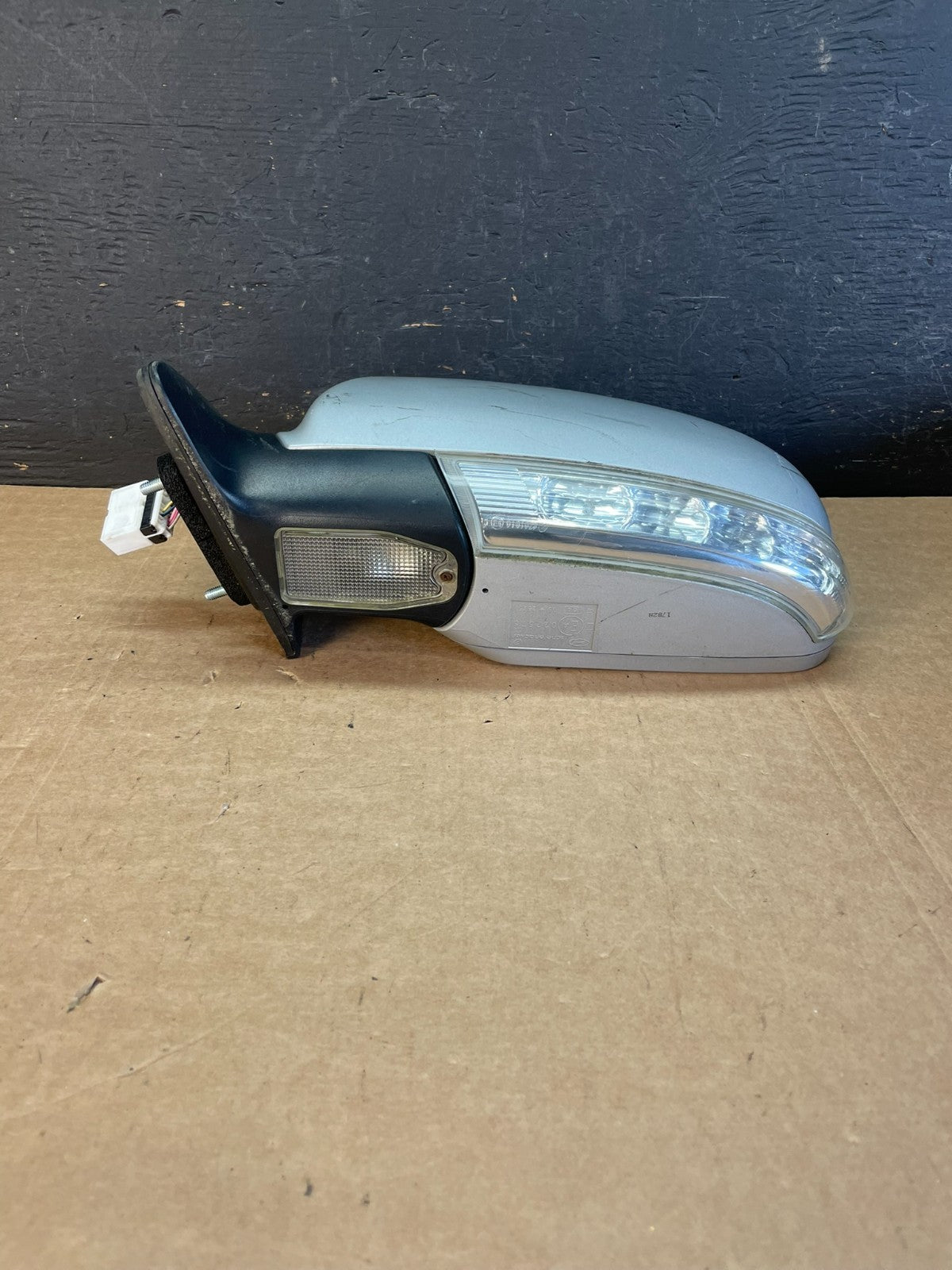 2007 - 2012 Hyundai Veracruz Left Driver View Turn Sgn Door Mirror AE8346 DW3