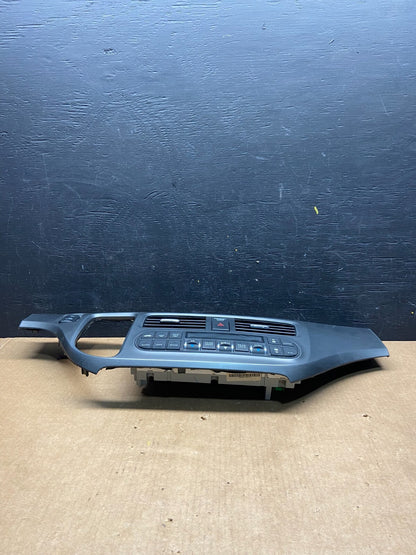 2005 to 2010 Honda Odyssey  Radio Climate Control Dash Trim Bezel H7597 DG11
