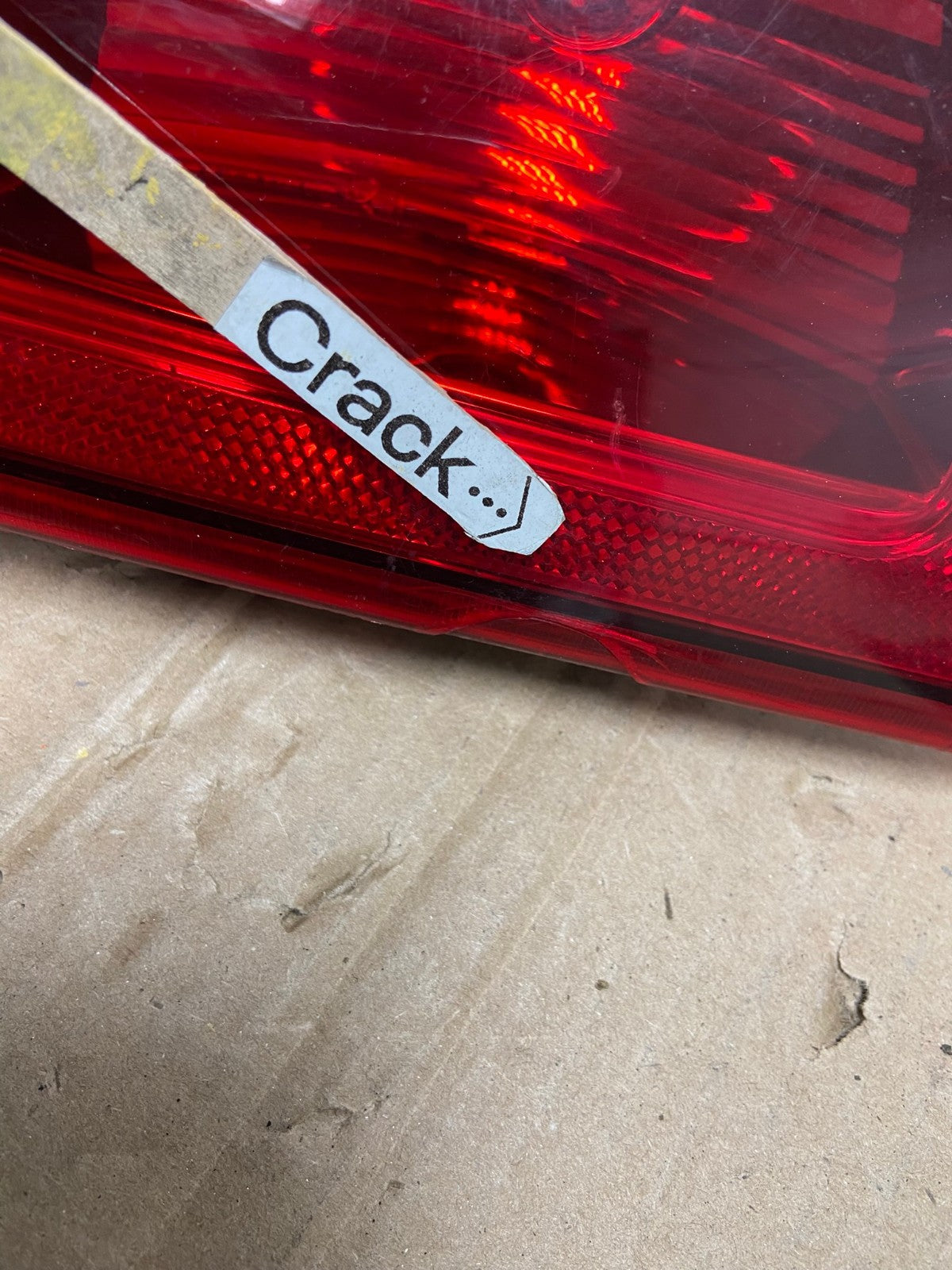 2002 to 2006 Dodge Ram 1500 Left Driver side Tail Light AE9299 LK5
