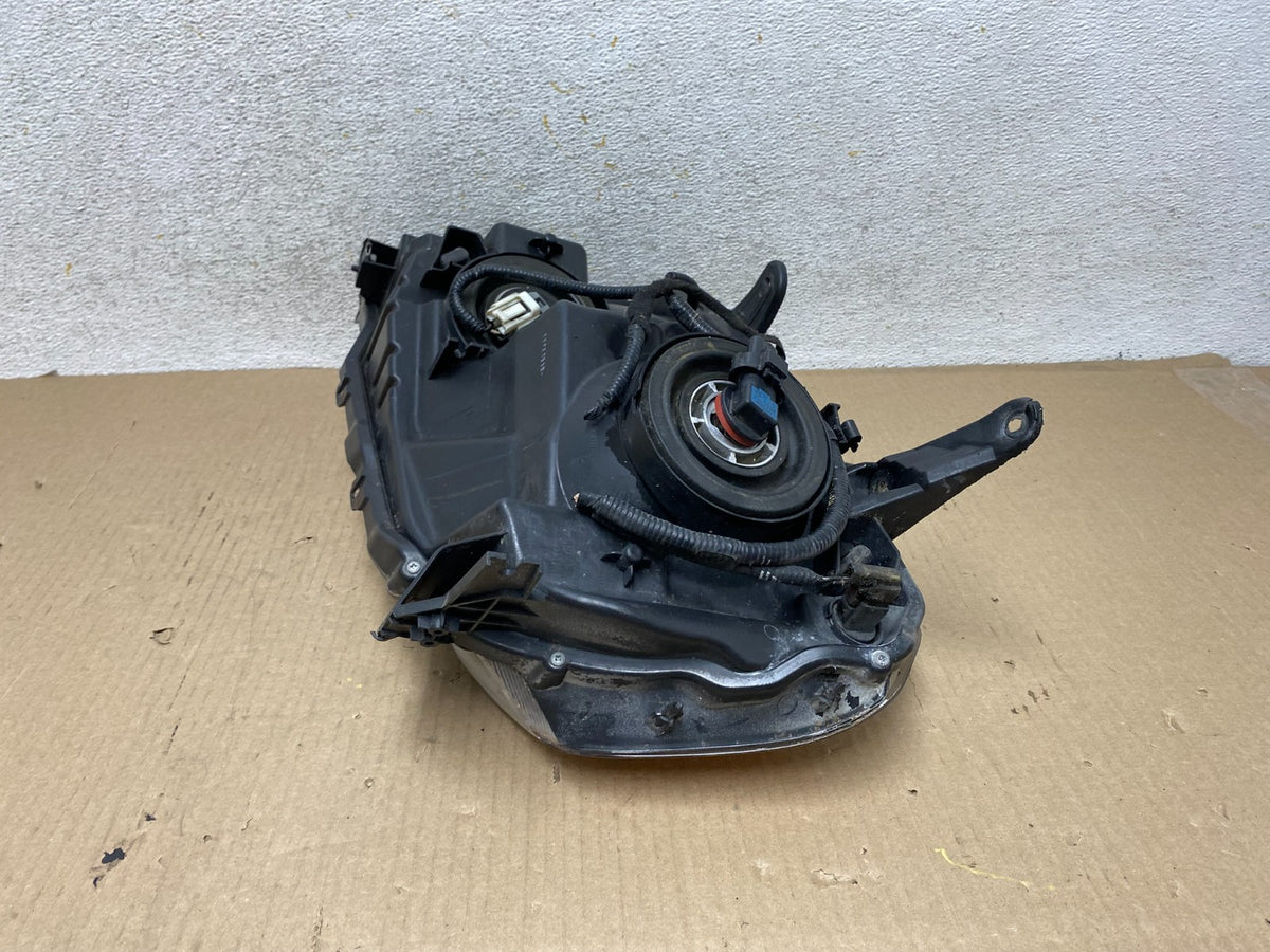 2013 to 2015 Honda Pilot Right Passenger RH Side Halogen Headlight AH5756 DW9