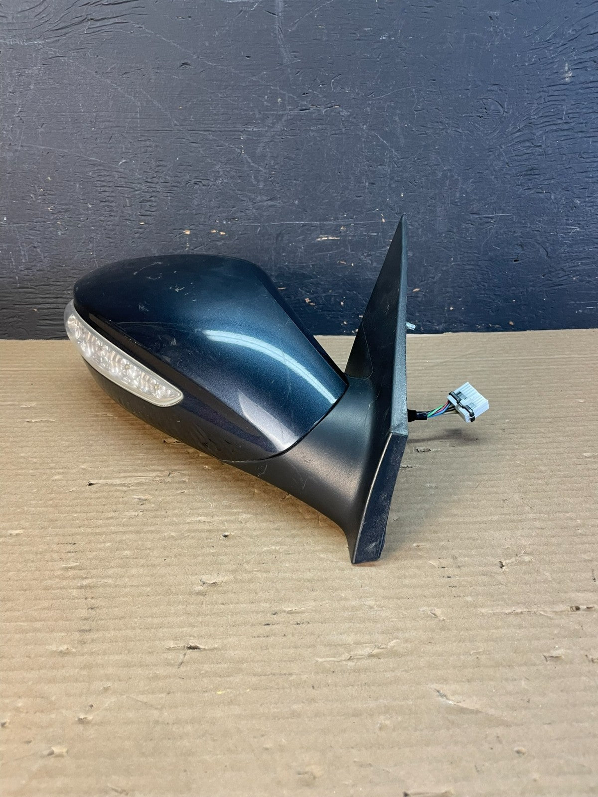 2011-2015 Hyundai Sonata Right Passenger Mirror W/ Turn Signal AF3379 DW1