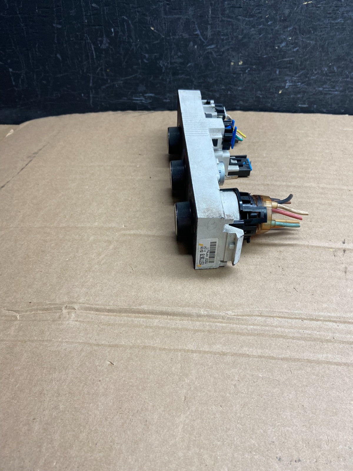2008-2010 Chevrolet Express 1500 2500 3500 Climate Control Panel AF1839 DG2