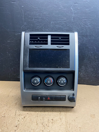 2008 to 2012 Jeep Liberty Dash Climate Temperature Control Radio Bezel AF1709 DG0
