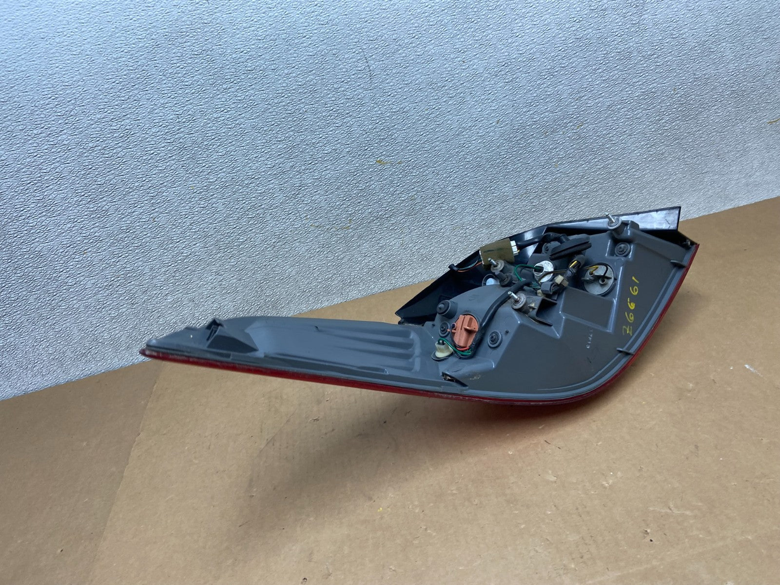 2011 2012 2013 Hyundai Elantra Sedan Right Passenger Tail Light OEM Z6661 DW6