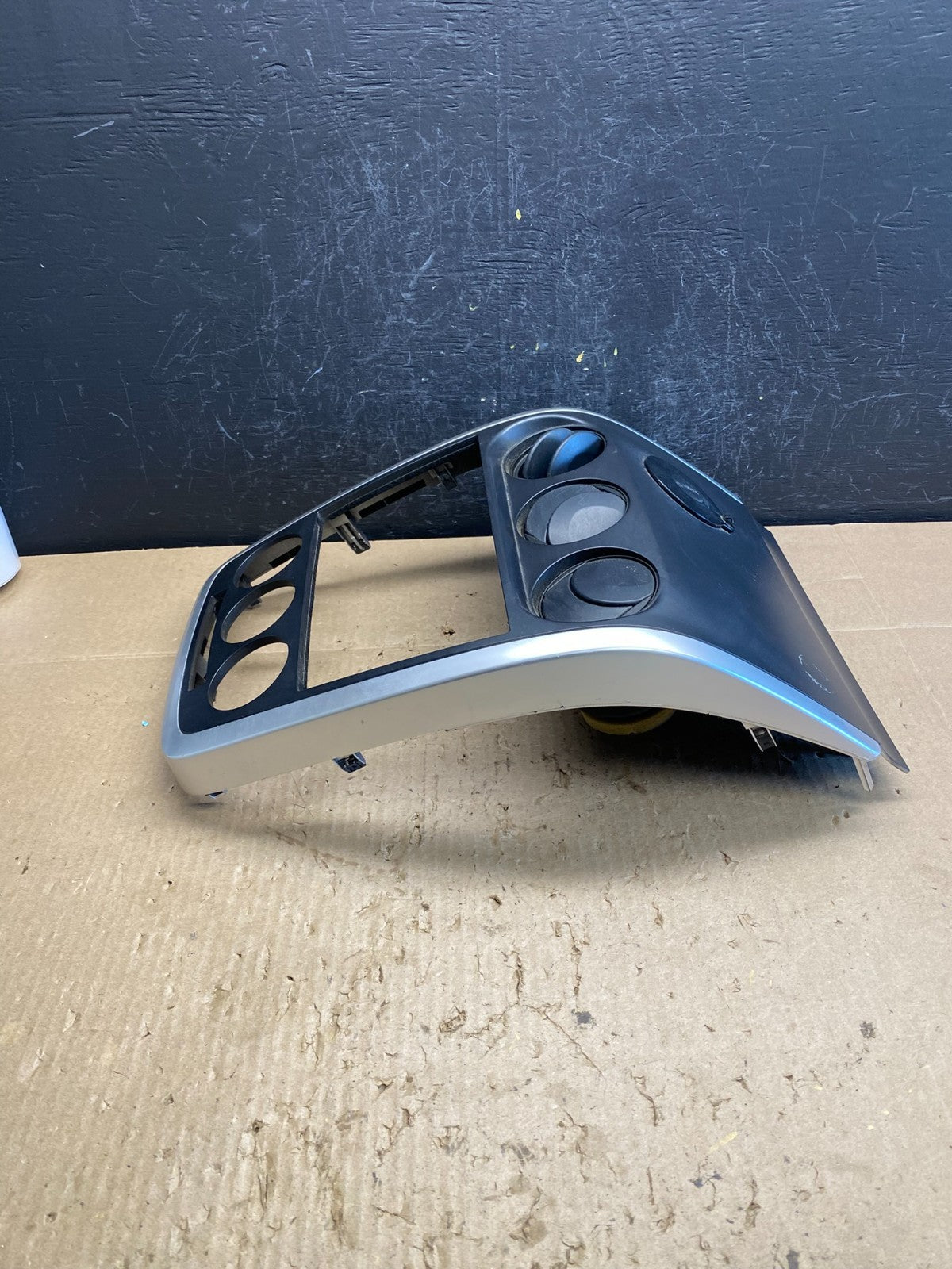 2007 - 2009 Mazda CX-7 Radio Dash TrimClimate Control Bezel W/Vent AC9140 DG1