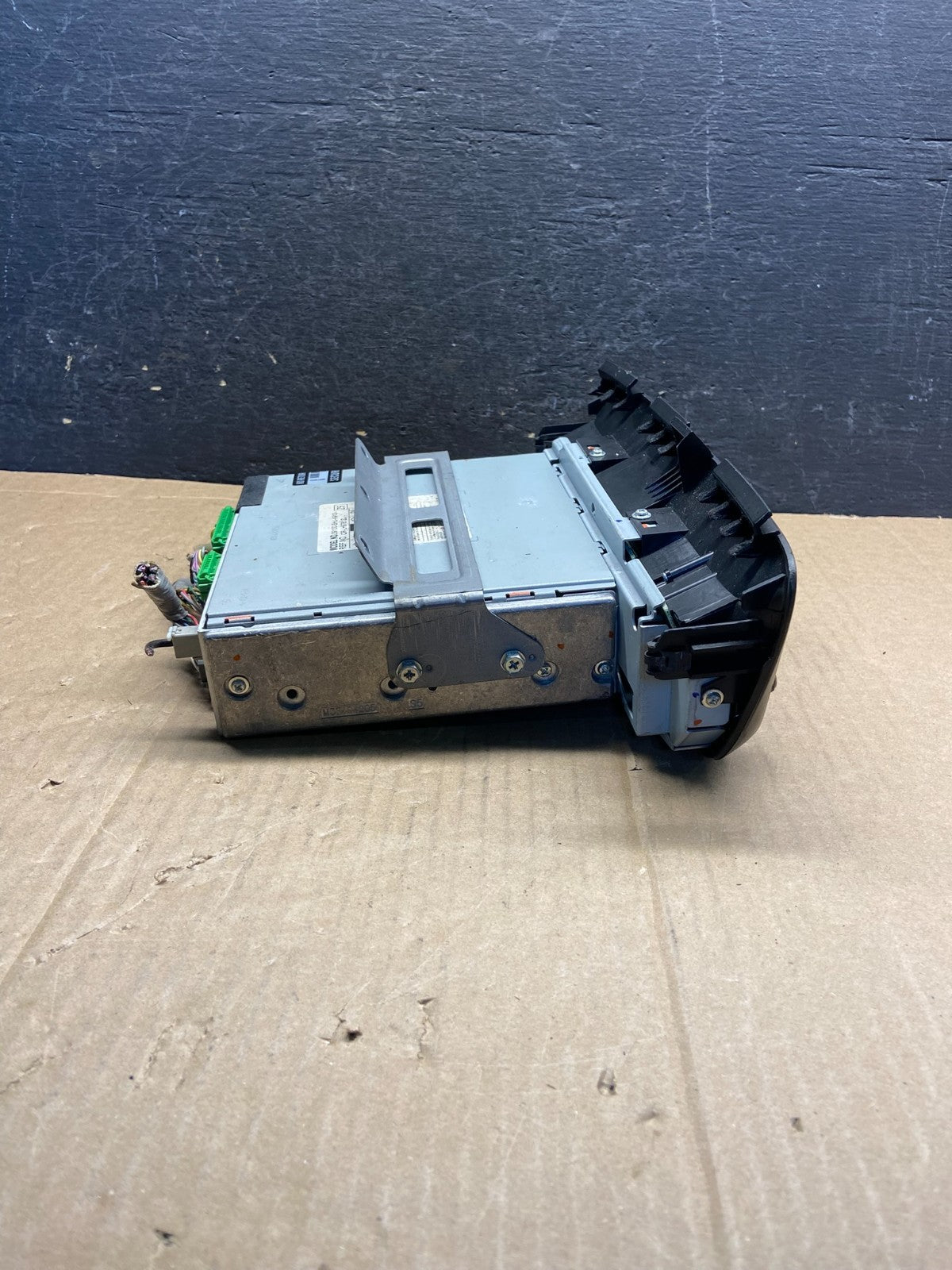 2005 to 2010 Honda Odyssey Am Fm Cd Player Radio Receiver AG1698 DG2
