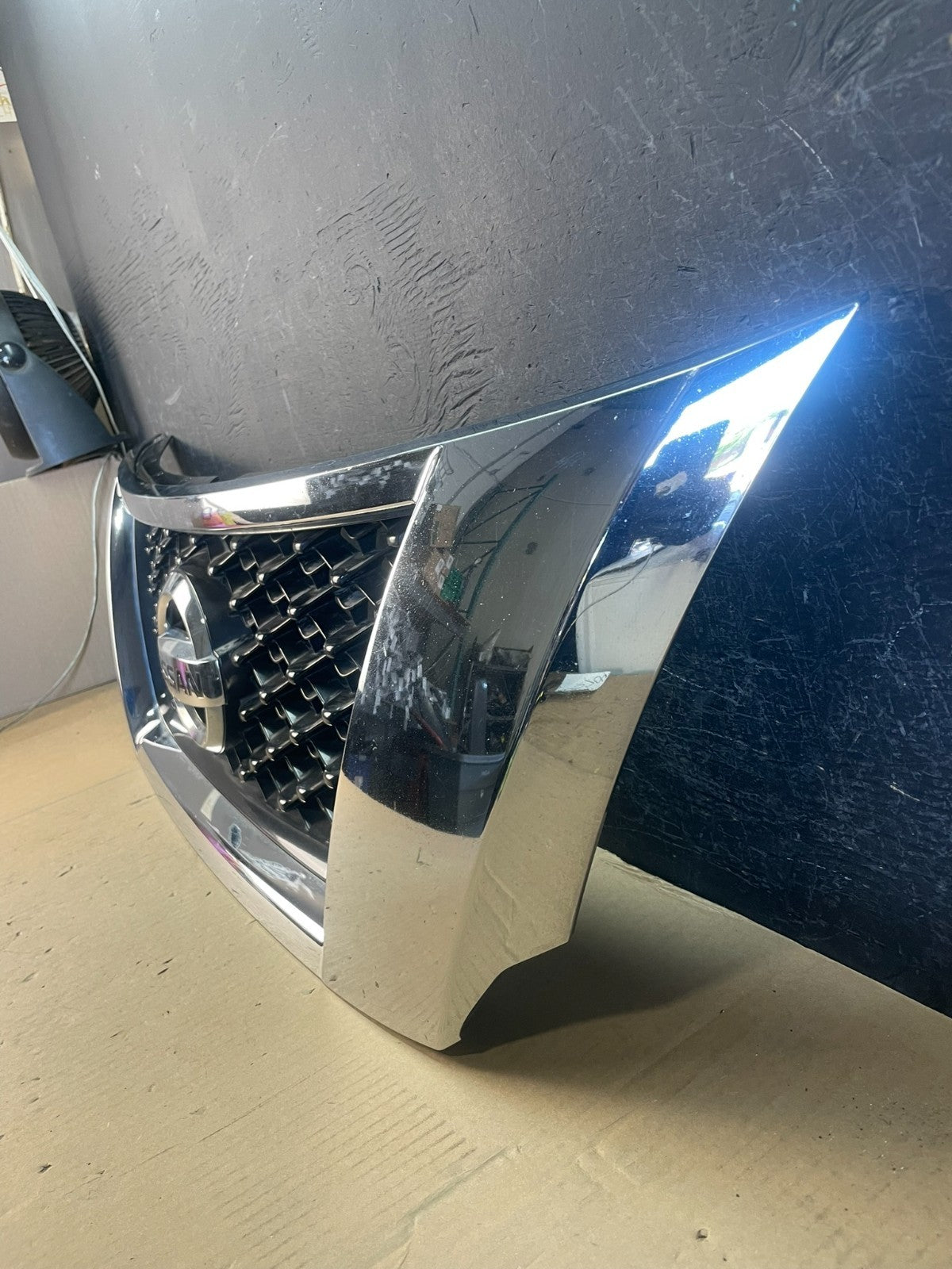 2013 - 2016 Nissan Pathfinder Front Upper Chrome Grill Grille AD5708 DW1