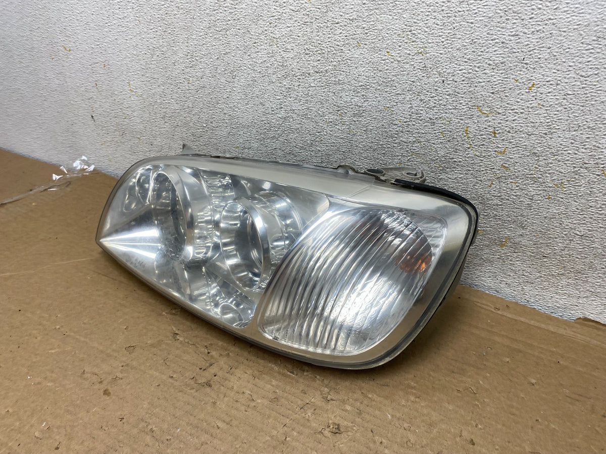 2004 2005 Hyundai XG350 XG Left Driver LH Headlight Halogen AH9014 DW2